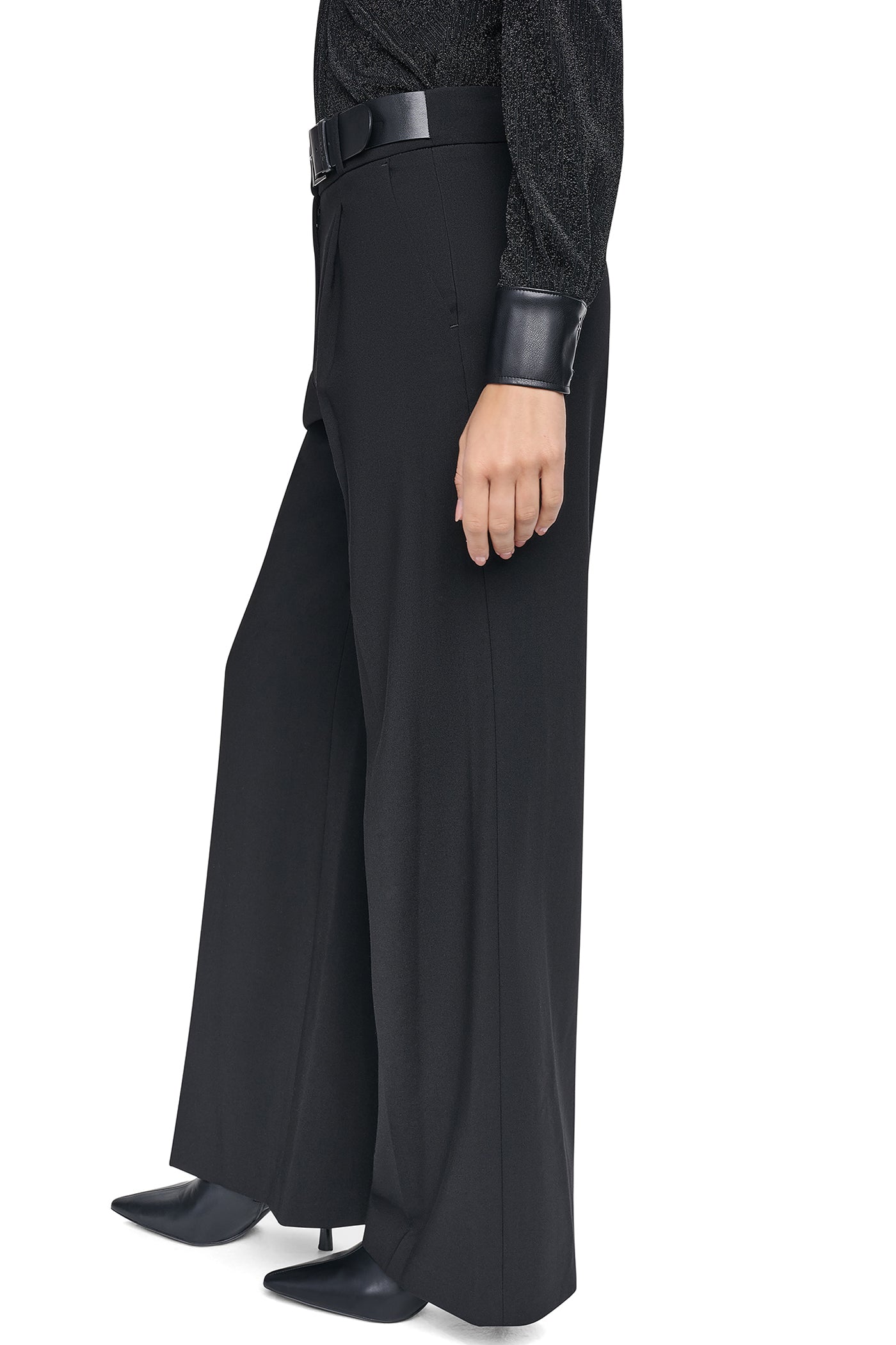 dknydu15526 40 uh6p7360 blk s dknydu15526 40 uh6p7360 blk s