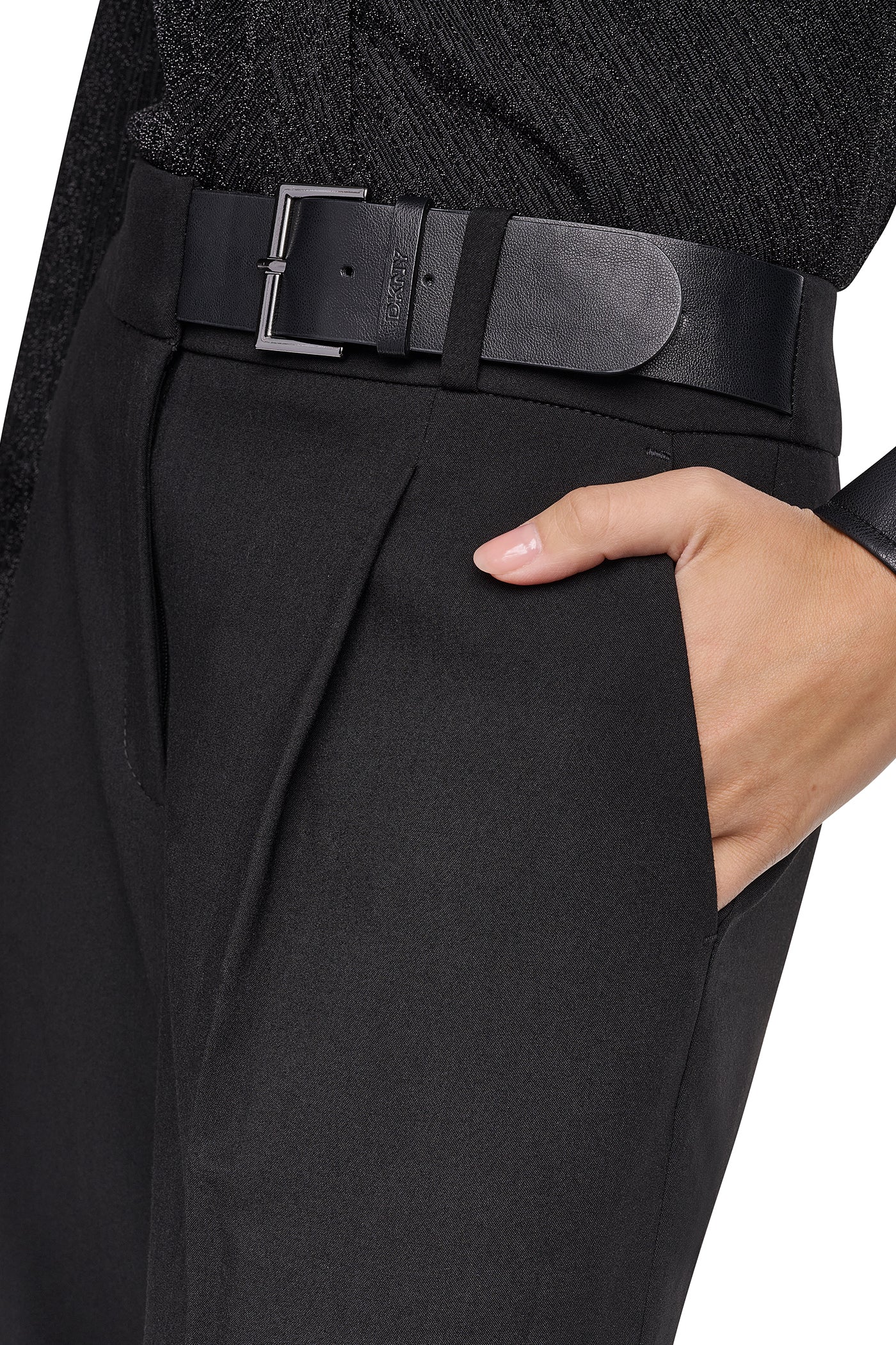 dknydu15526 40 uh6p7360 blk y dknydu15526 40 uh6p7360 blk y