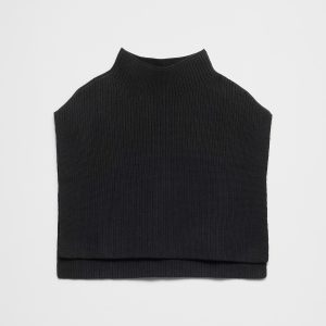 mock neck sweater bib