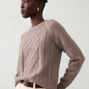 Витрина perfectly soft cable sweater