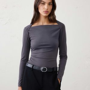 Витрина jersey straight neck t shirt