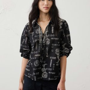 Витрина collared front tie top