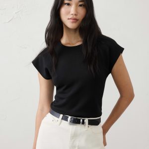 Витрина soft touch cap sleeve top