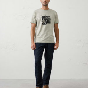 graphic t shirt