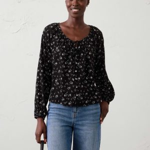 Витрина scoop neck blouse