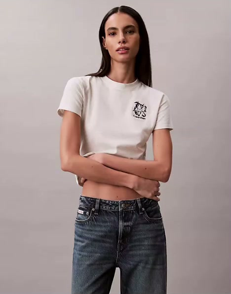 flower logo graphic slim t shirt