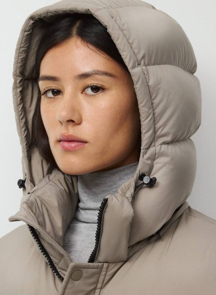 ARITZIA | SALE file 2198