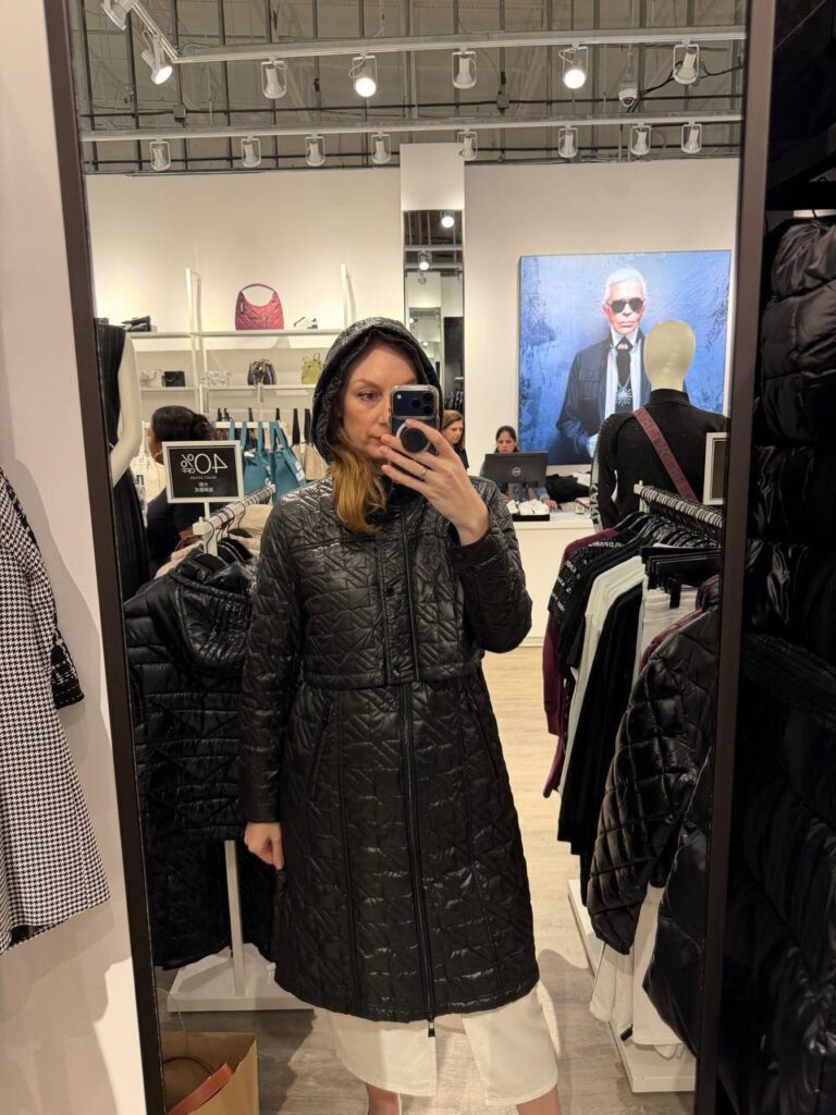 KARL LAGERFELD | SALE file 3084