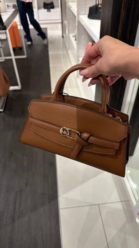 MICHAEL KORS | SALE file 4917