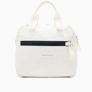 travel bag with contrasting details